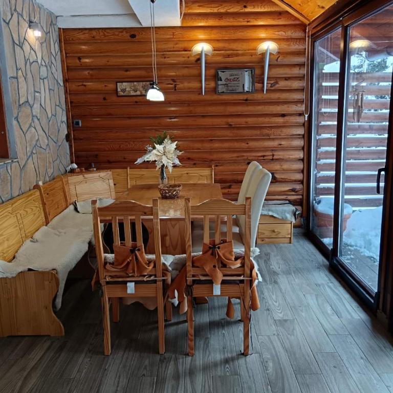 Apartments Casa Pavlovic - Deluks Apartman - 8