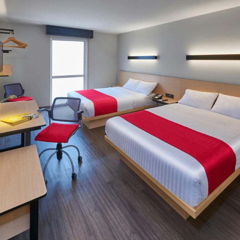 City Express by Marriott La Raza - Double Room with Two Double Beds - 7