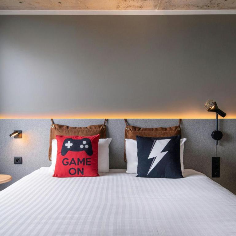 Moxy Bordeaux - Chambre Moxy Sleeper - Vue sur Port - 6