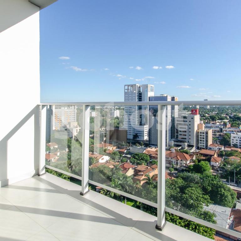 Dazzling 2 bed apt two blocks from Shop del Sol - Apartamento - 13