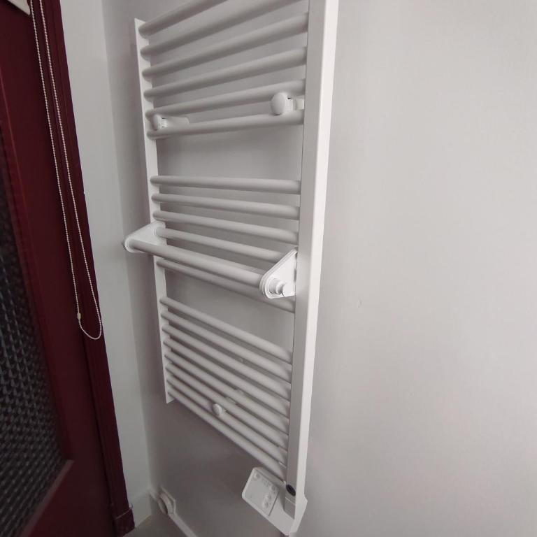 Le Gaffier, maison au pied de la Cité, climatisation, 2 chambres et belle cour sans vis à vis - Casa de 2 dormitorios - 34