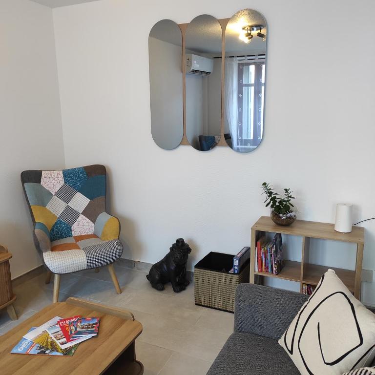 Le Gaffier, maison au pied de la Cité, climatisation, 2 chambres et belle cour sans vis à vis - Casa de 2 dormitorios - 14