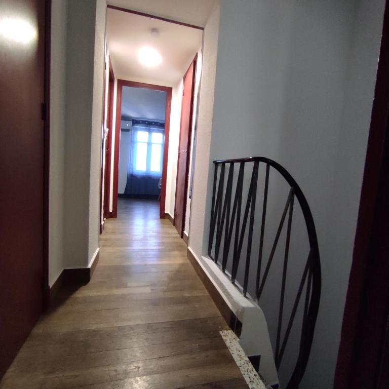 Le Gaffier, maison au pied de la Cité, climatisation, 2 chambres et belle cour sans vis à vis - Casa de 2 dormitorios - 29