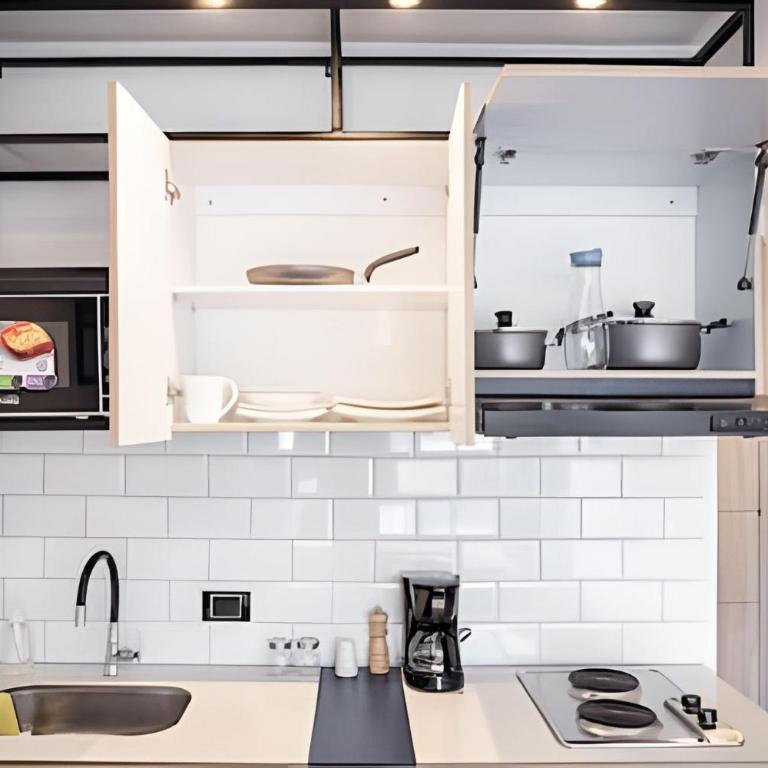 Apartamento cerca a la embajada US y al movistar arena - Estudio con balcón - 15