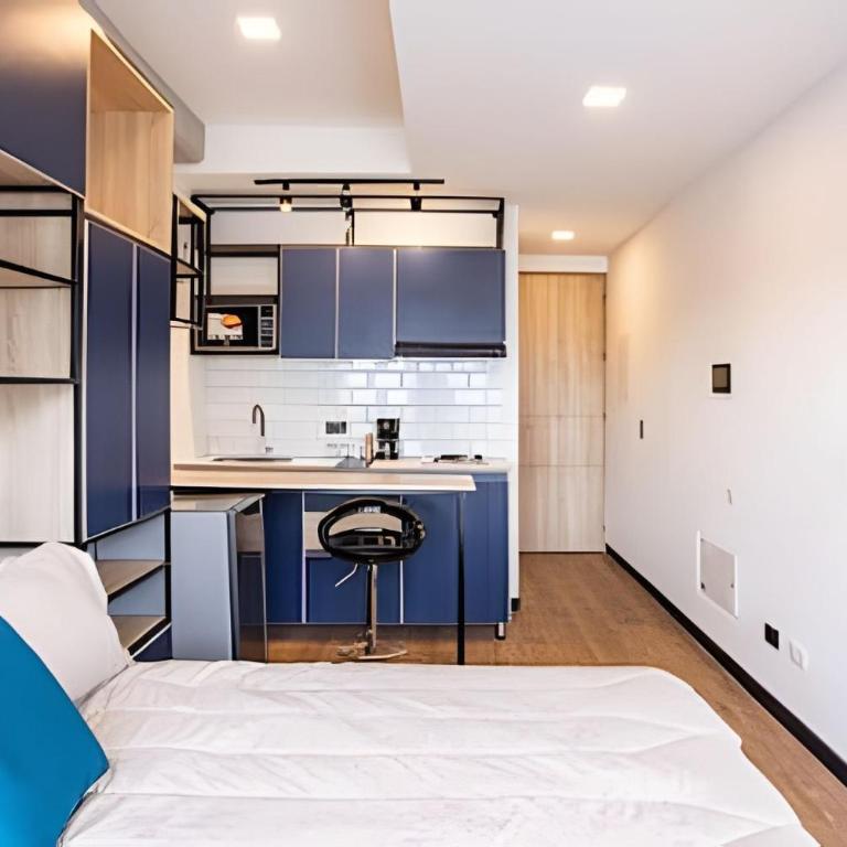 Apartamento cerca a la embajada US y al movistar arena - Estudio con balcón - 1