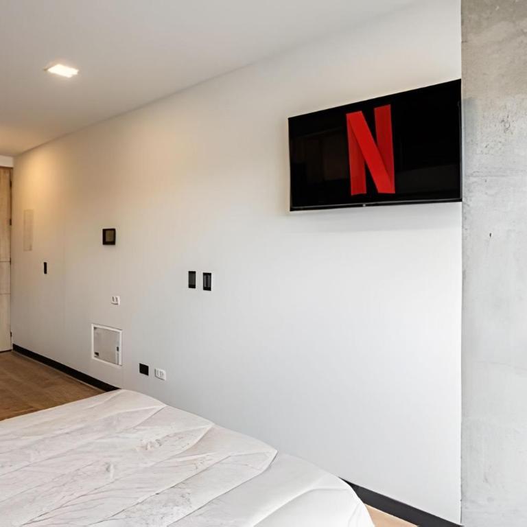 Apartamento cerca a la embajada US y al movistar arena - Estudio con balcón - 39