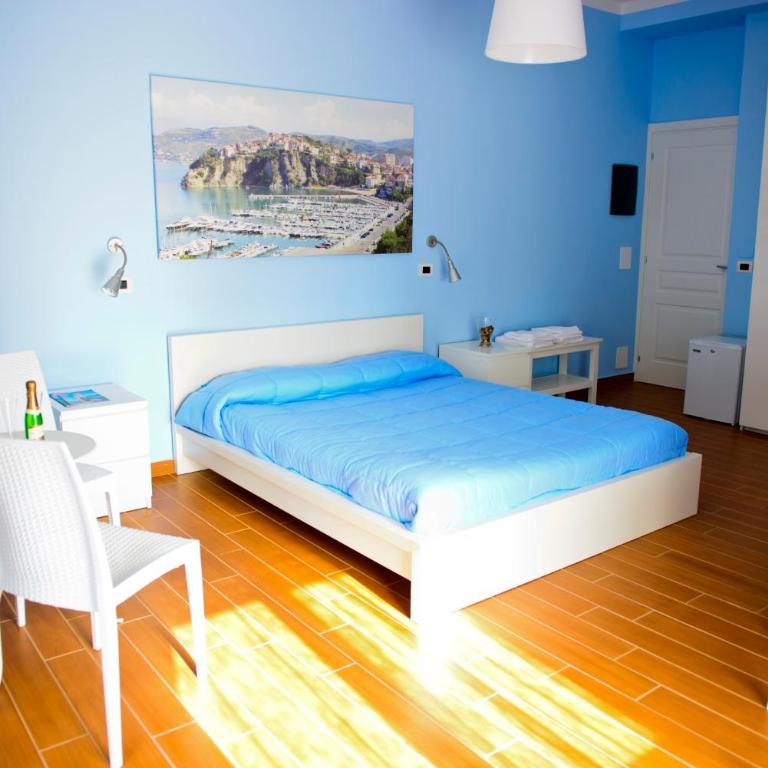 I Delfini - Camera Familiare Standard - 15