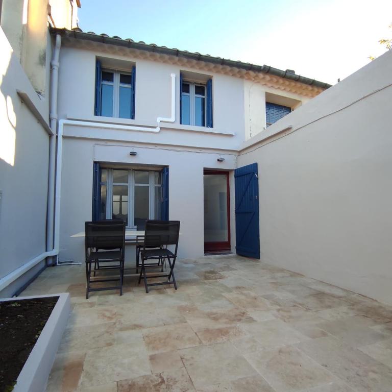 Le Gaffier, maison au pied de la Cité, climatisation, 2 chambres et belle cour sans vis à vis - Casa de 2 dormitorios - 4