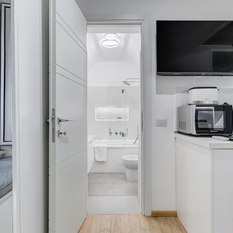 Colosseum Charming Suite monti district with jacuzzi - Appartamento con 1 Camera da Letto - 28