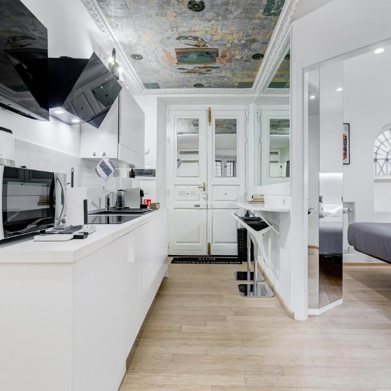Colosseum Charming Suite monti district with jacuzzi - Appartamento con 1 Camera da Letto - 3