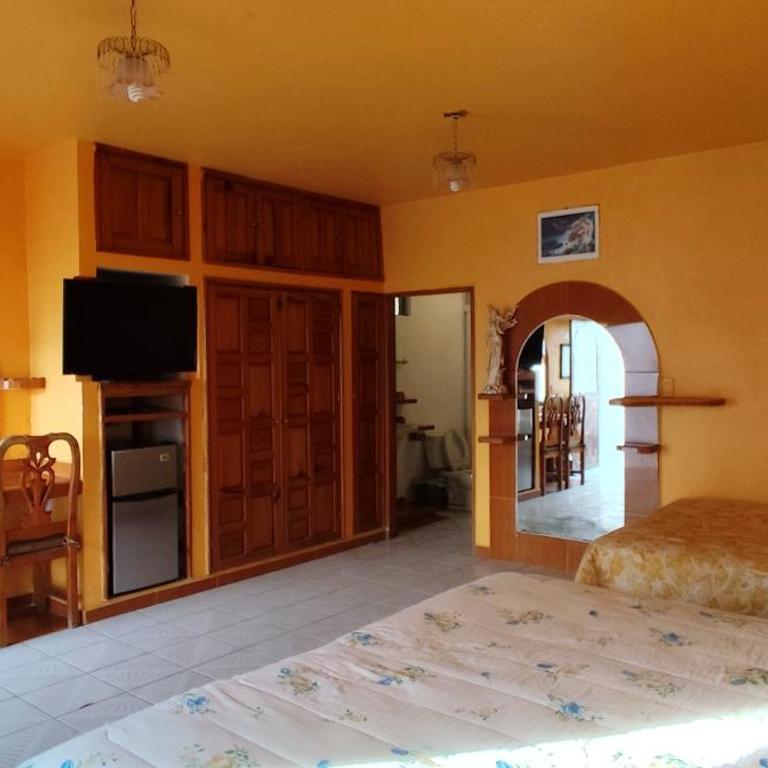 Castillo del Rey - Large Twin Room - 3