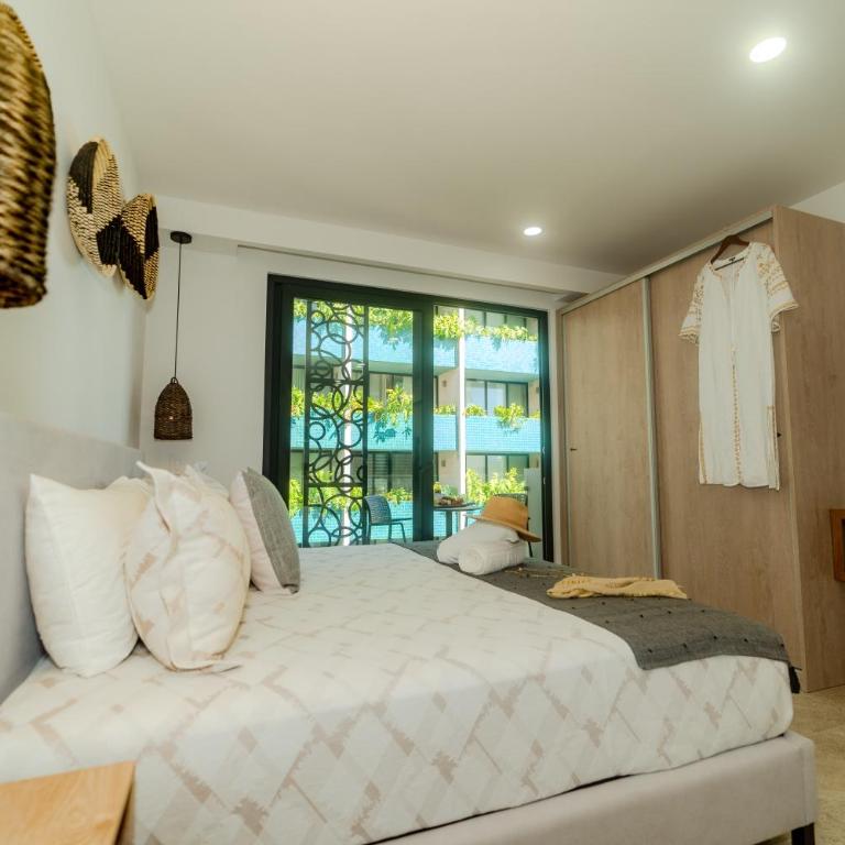 Town Tower by Casago - One-Bedroom Apartment - 23