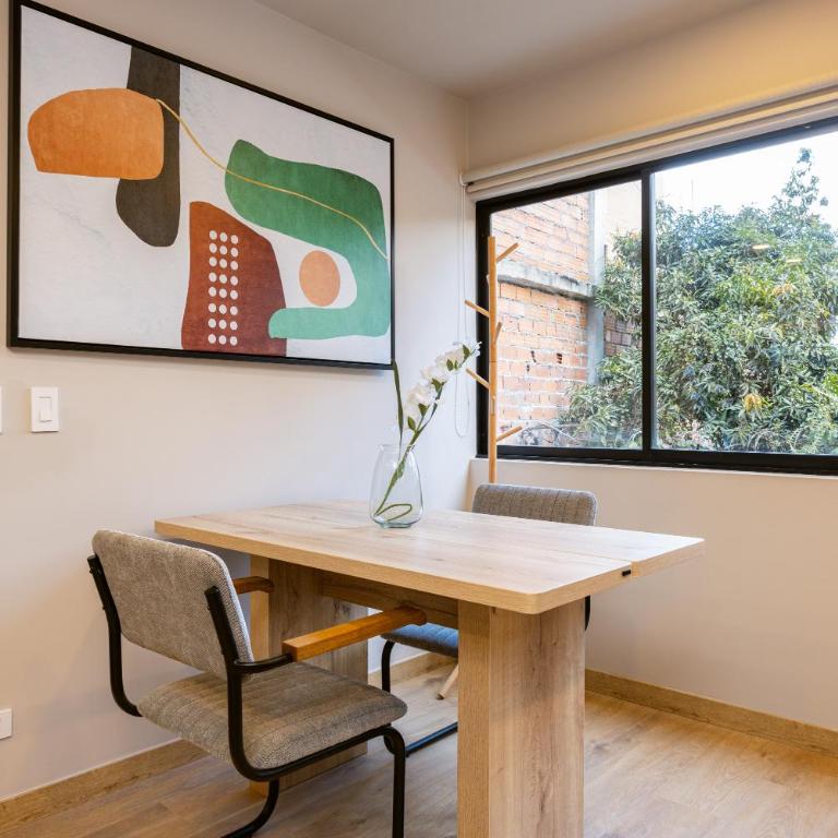 StrataSix Hotel - One-Bedroom Standard Apartment - 13