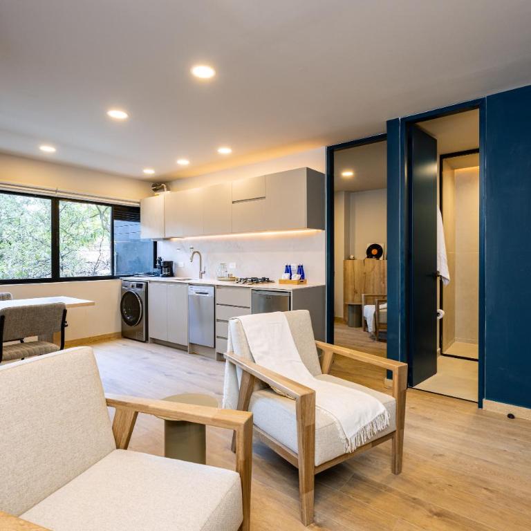 StrataSix Hotel - One-Bedroom Standard Apartment - 8