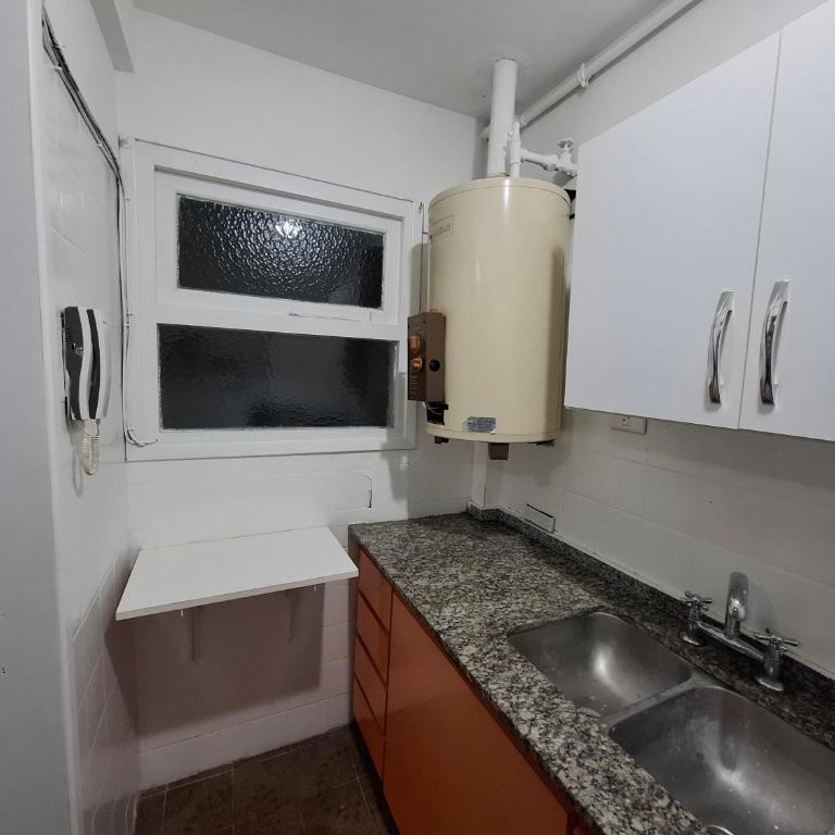 Departamento de 2 ambientes con patio y cochera privada dentro del edificio, a 2 cuadras del mar - Apartamento de 1 dormitorio - 8