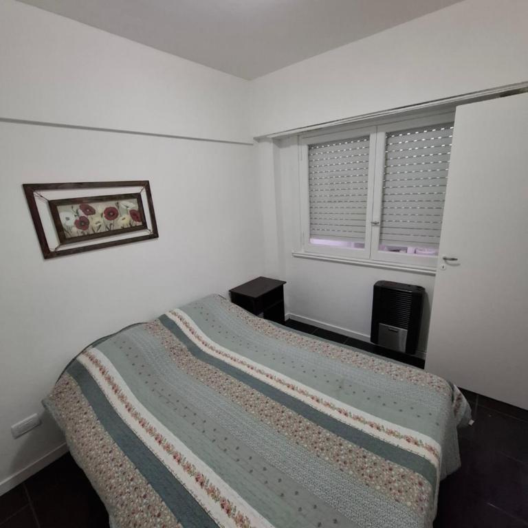 Departamento de 2 ambientes con patio y cochera privada dentro del edificio, a 2 cuadras del mar - Apartamento de 1 dormitorio - 15