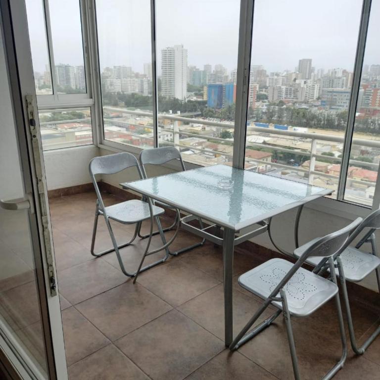 Departamento Centro de Viña, frente a terminal rodoviario, estacionamiento techado - Three-Bedroom Apartment - 2