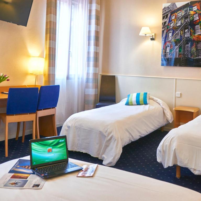 Hôtel du Nord - Family Room (2 Adults + 2 Children) - 8