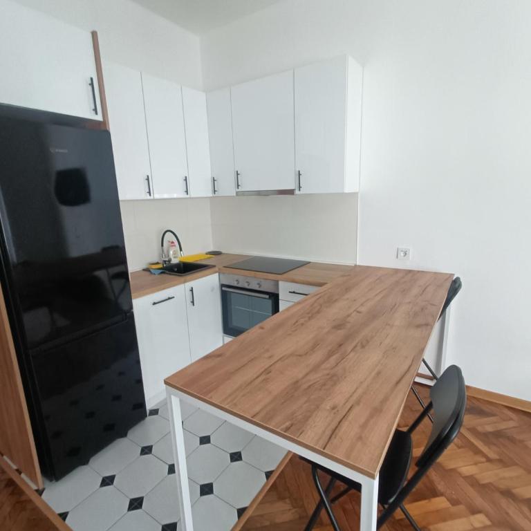 Duke's Downtown # 2 - Apartman sa 1 Spavaćom Sobom - 2