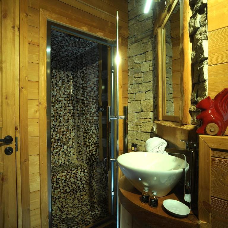 Aparthotel Foyer d'antan SUITE con caminetto hammam o vasca idromassaggio - Suite King con Vasca Idromassaggio - 8