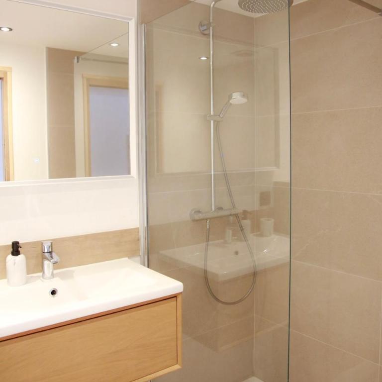 Charmant 3P avec terrasse dans la vieille ville - Appartamento con 2 Camere da Letto e Terrazza - 9