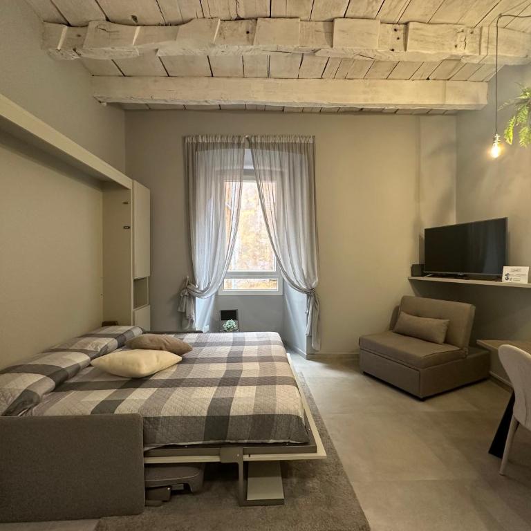 Petronilla House 008055-LT-1202 - Studio - 15