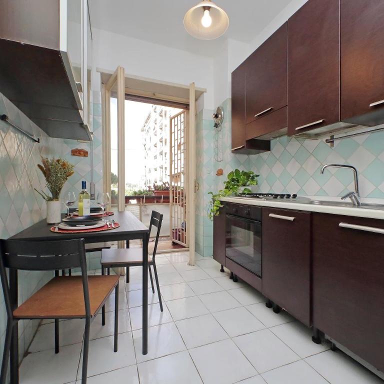 Modern Apartment near Metro Malatesta with Balcony & Wi-Fi - Casa con 1 Camera da Letto - 7
