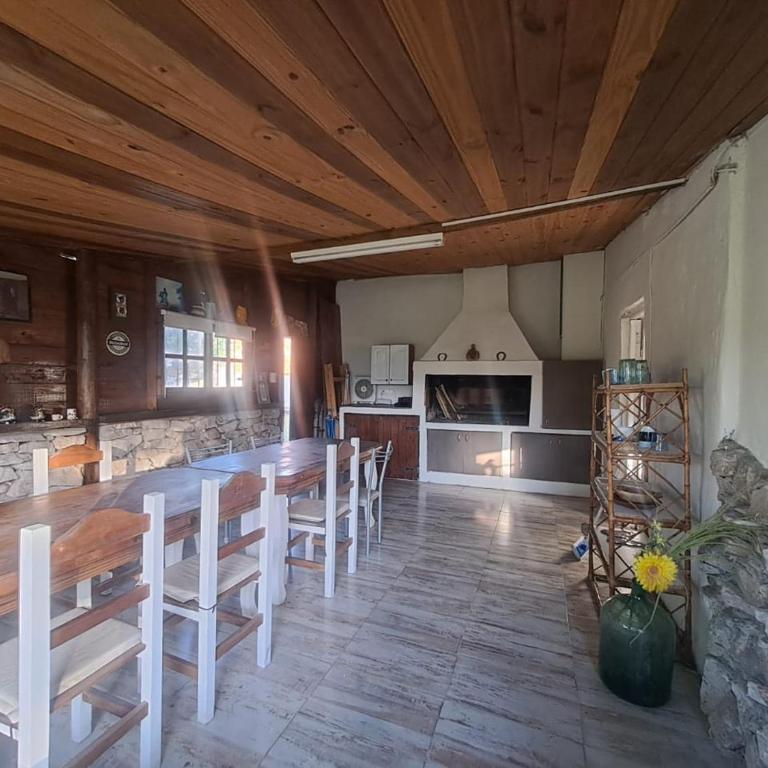 Casa estilo campestre a pasos del mar - Two-Bedroom House - 21