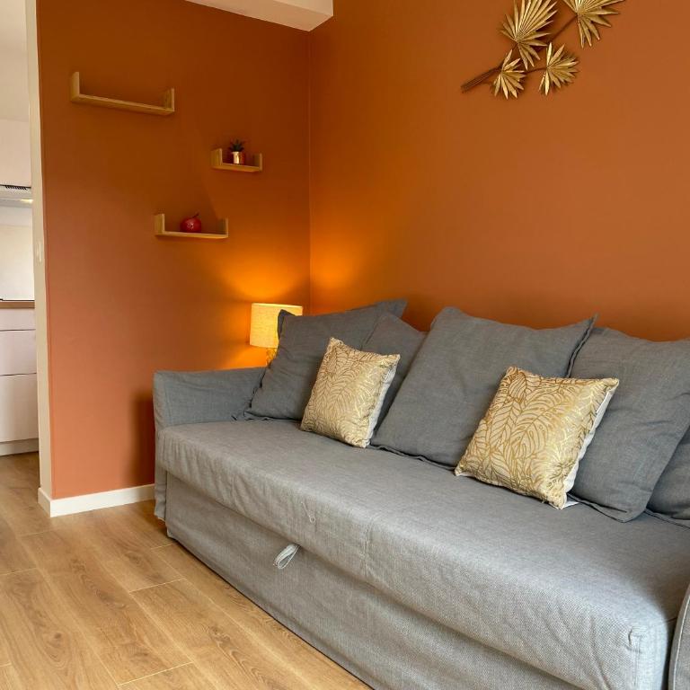 T2, Jardinet, Quartier marché 10mn Plage - One-Bedroom Apartment - 8
