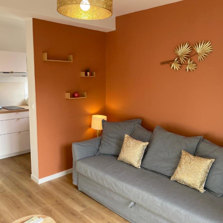 T2, Jardinet, Quartier marché 10mn Plage - One-Bedroom Apartment - 12