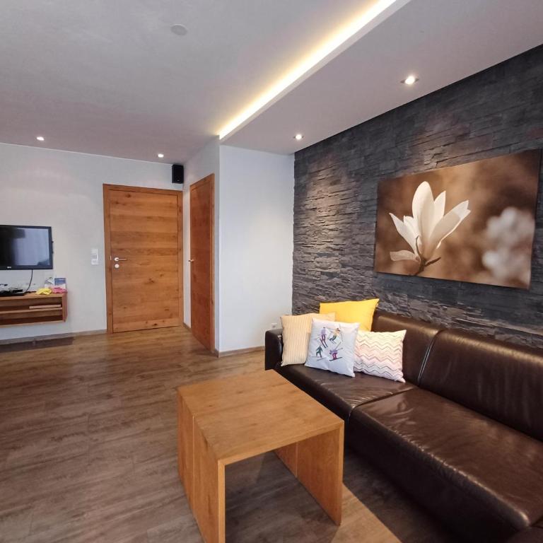 Max Residence downtown Zell - Steinbock Lodges - Apartment mit Terrasse - 1