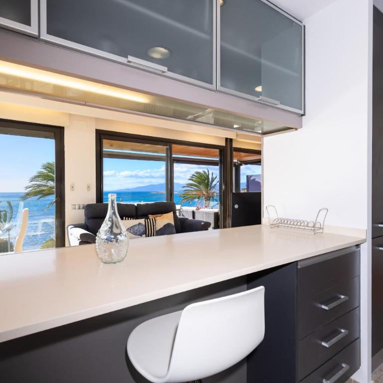 TROPIMAR LUXE Apartment - Only Families - Apartment with Sea View - 15