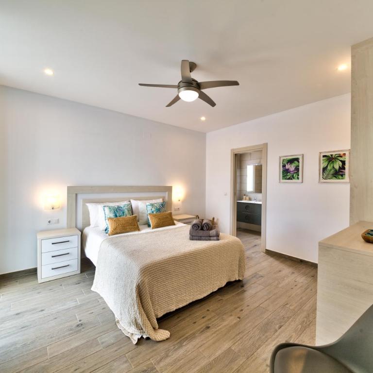 La Vista - Modern Luxury for 12 Guests - Villa - 27