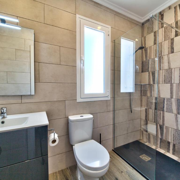La Vista - Modern Luxury for 12 Guests - Villa - 44