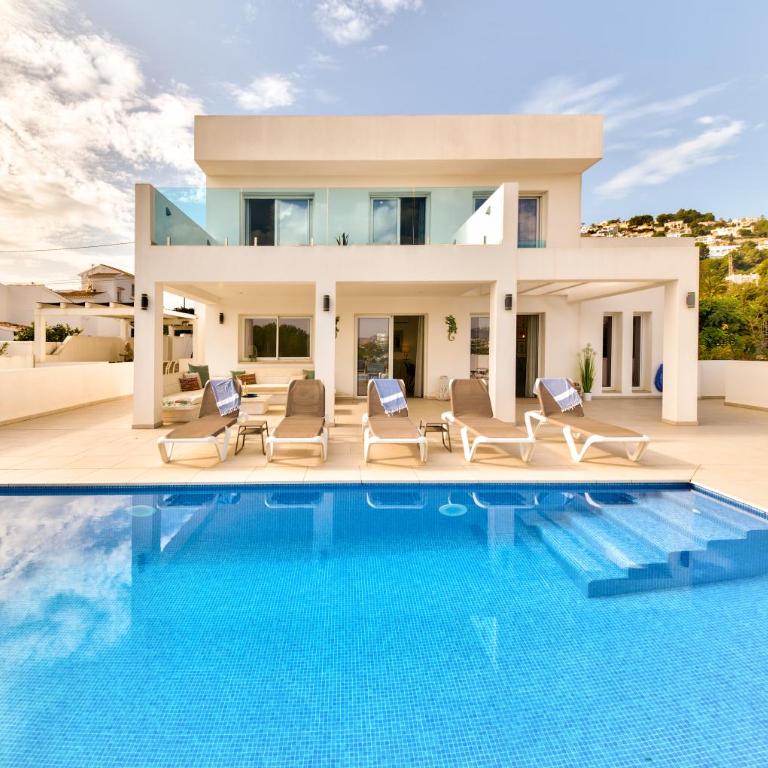 La Vista - Modern Luxury for 12 Guests - Villa - 49