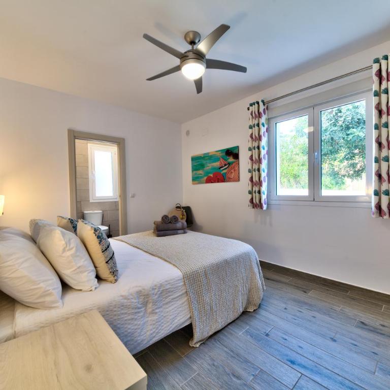 La Vista - Modern Luxury for 12 Guests - Villa - 53