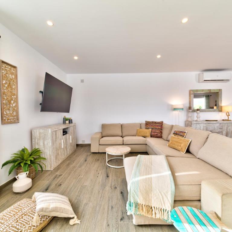 La Vista - Modern Luxury for 12 Guests - Villa - 56