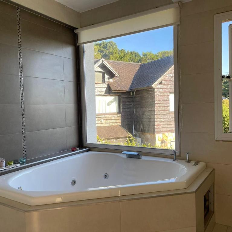 Rancho G&G - Three-Bedroom House - 7