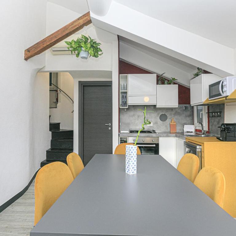 iFlat Un nido sui tetti - Appartamento con 2 Camere da Letto - 19