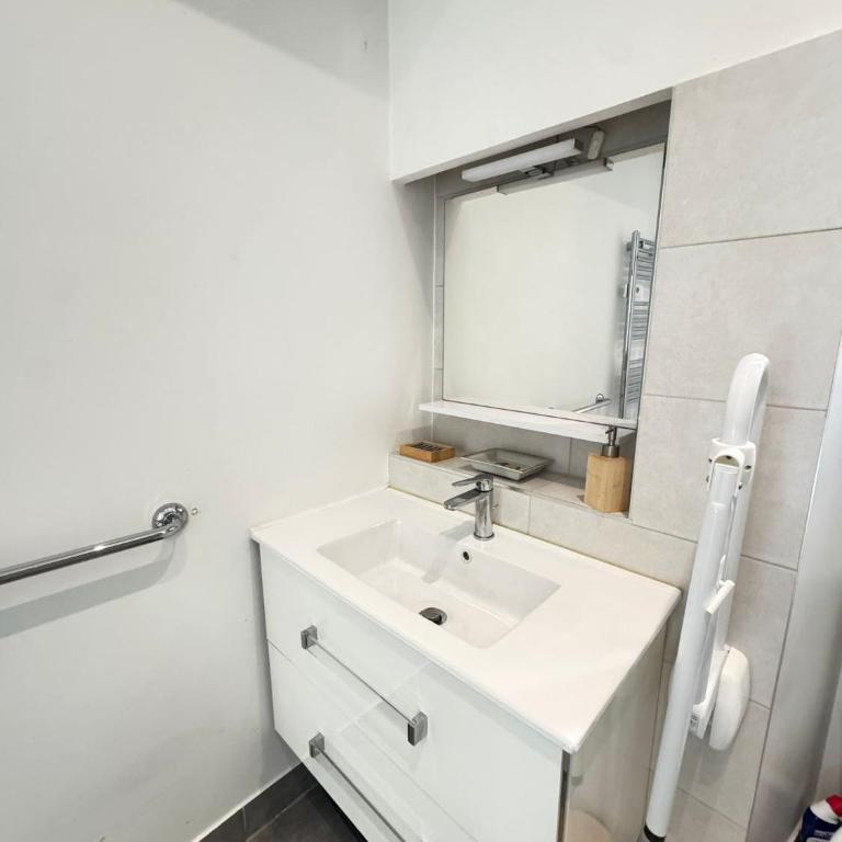 Un rez de jardin en plein centre - Apartment mit 2 Schlafzimmern - 15