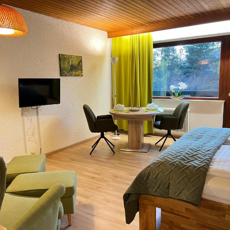 Appartementhaus Birkenwald - Apartment mit Balkon - 1