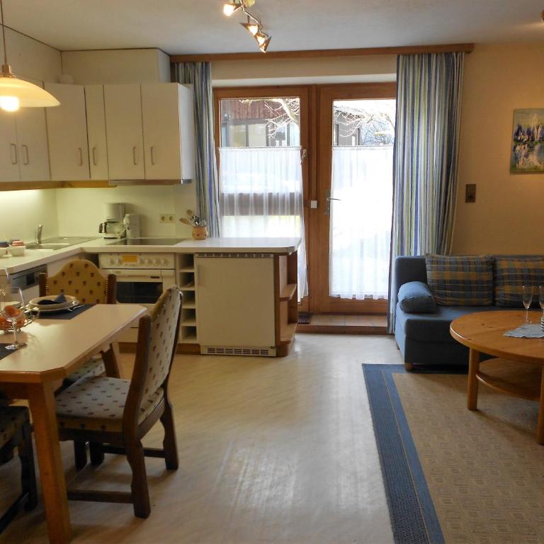 Appartments Hofer - Apartment mit 1 Schlafzimmer - 2