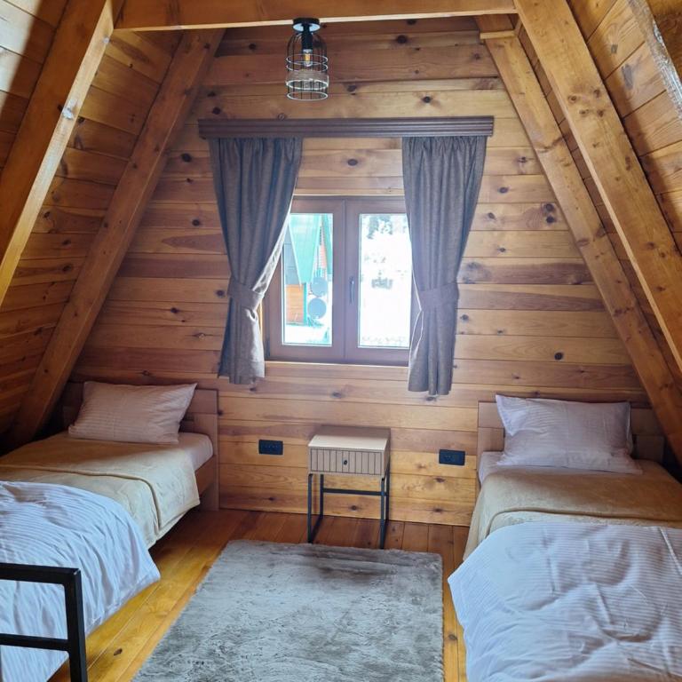 Valley of Dreams Žabljak - Two-Bedroom House - 12