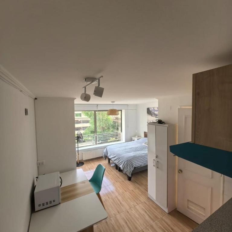 Hermoso departamento tipo estudio - Apartamento de 2 dormitorios - 7