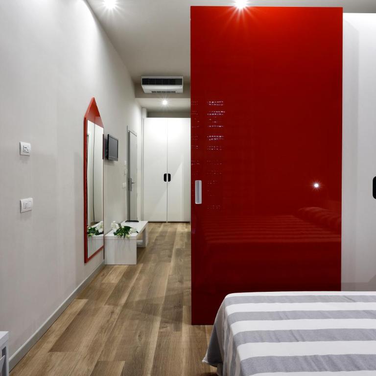 Hotel Aurea - Camera Familiare Deluxe - 2
