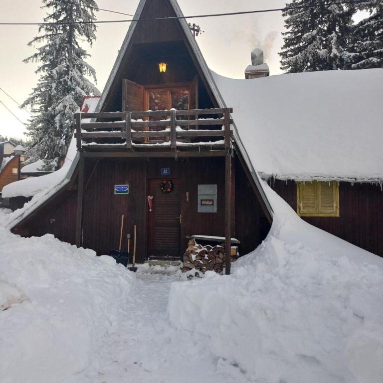 Chalet Sedmica - Two-Bedroom Chalet - 1