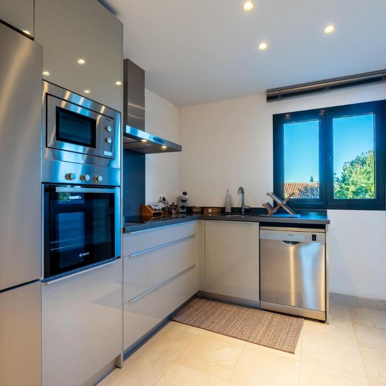 Luxury Escape - Los Flamingos Golf Retreat - Apartment - 6