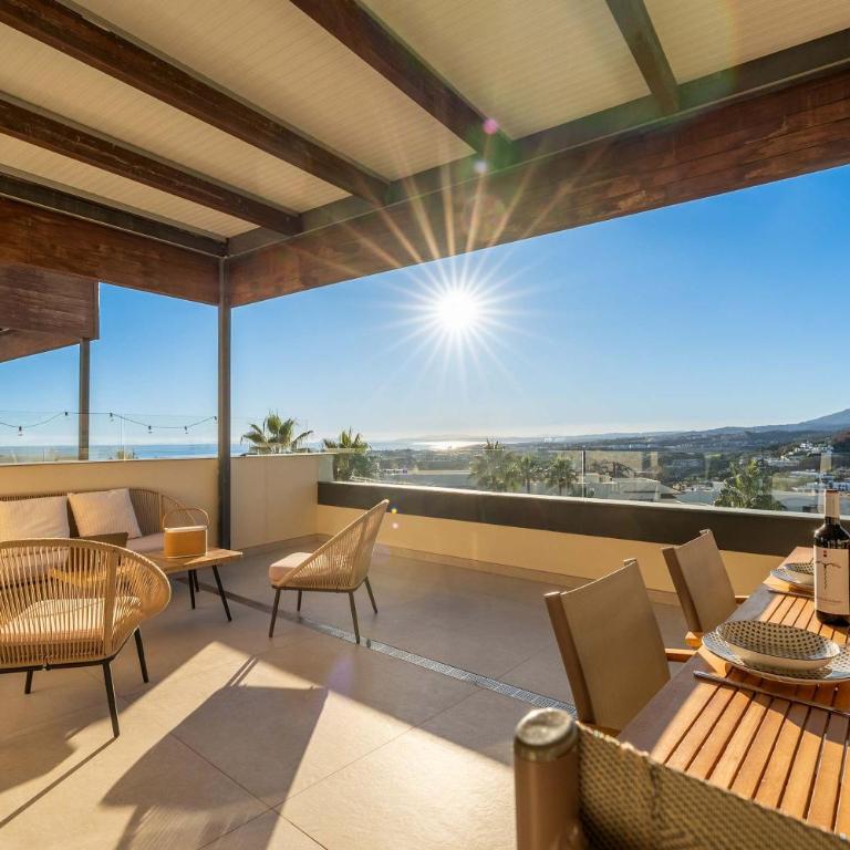 Luxury Escape - Los Flamingos Golf Retreat - Apartment - 25