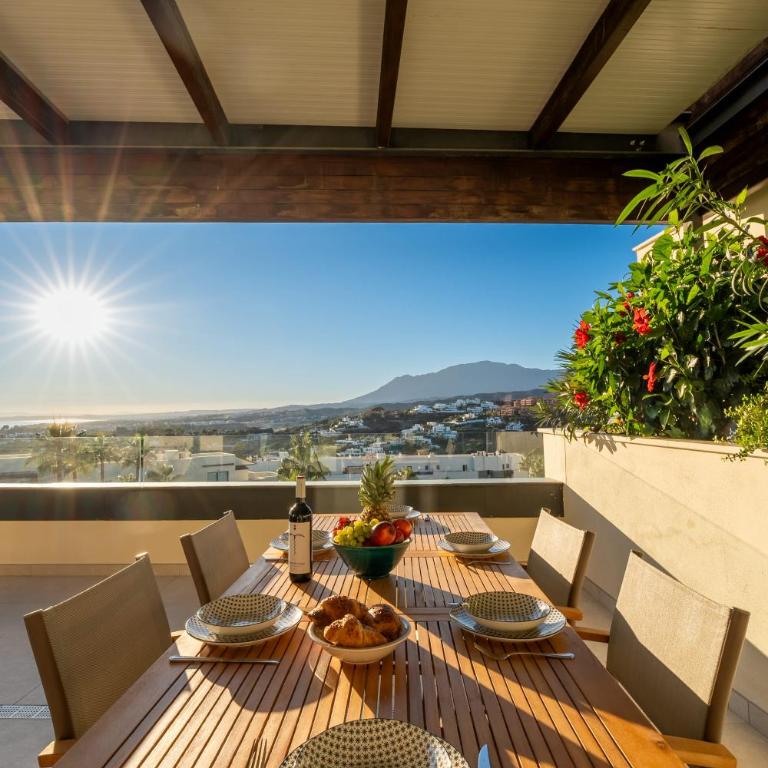 Luxury Escape - Los Flamingos Golf Retreat - Apartment - 28