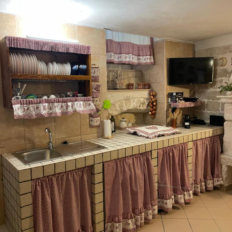 CASA con WI-FI NEL CENTRO STORICO A DUE PASSI DALLA SPIAGGIA - Appartamento con 1 Camera da Letto - 10